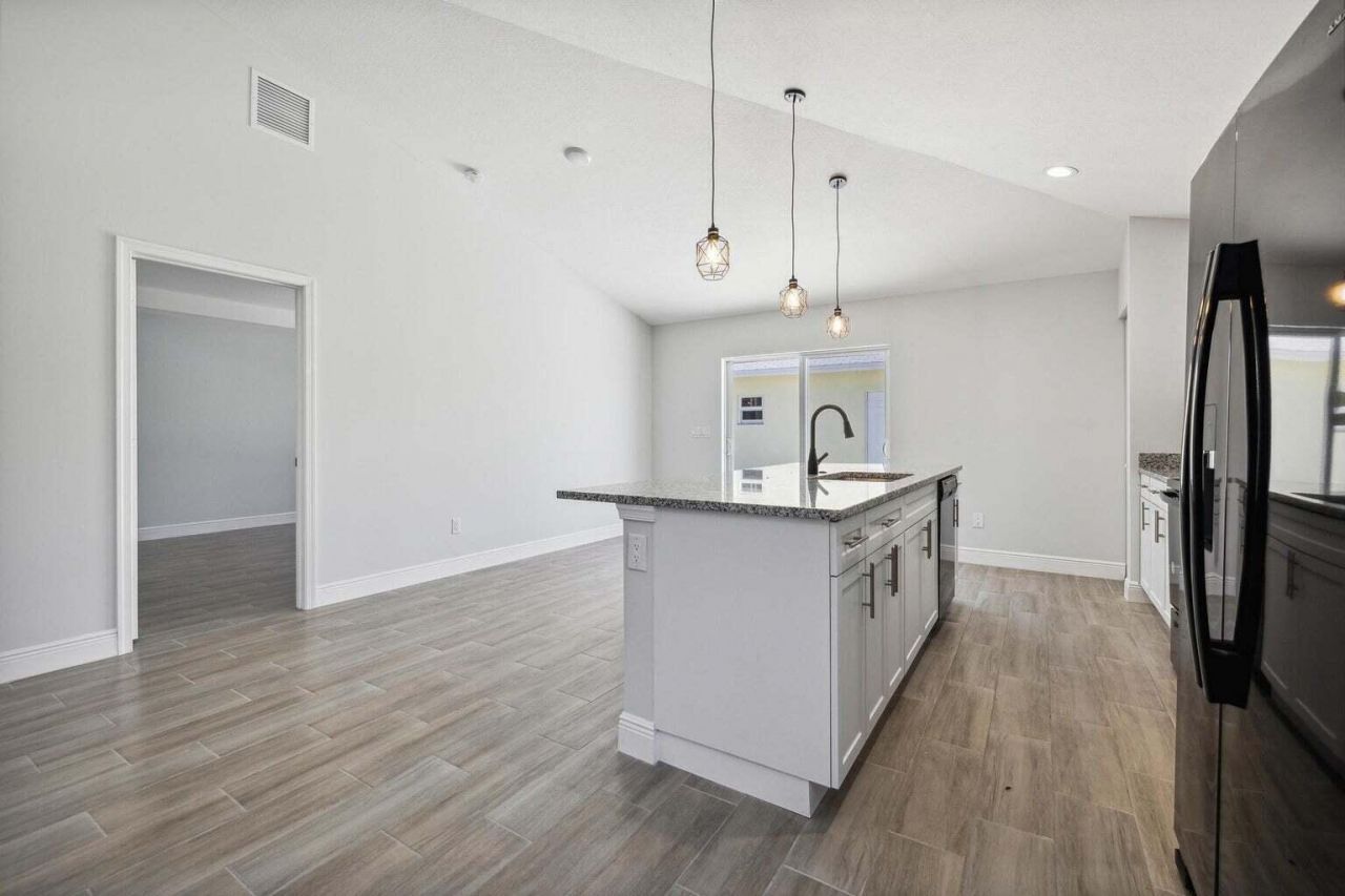 1132 11th Street, West Palm Beach, FL 33401 Photo