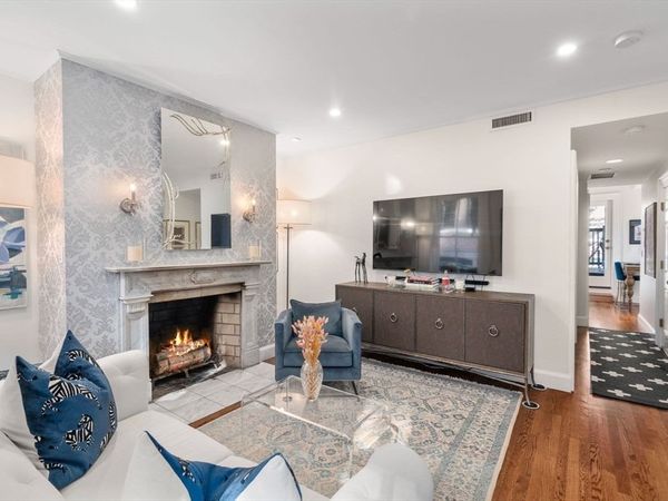 58 Temple Street, Unit 3, Boston, MA 02114