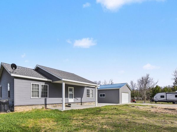 2346 W Madison Road, Hart, MI 49420