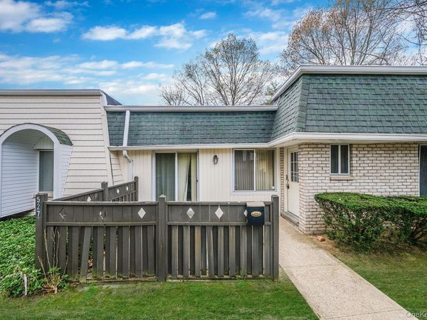 527 Daryl Drive , Medford, NY 11763