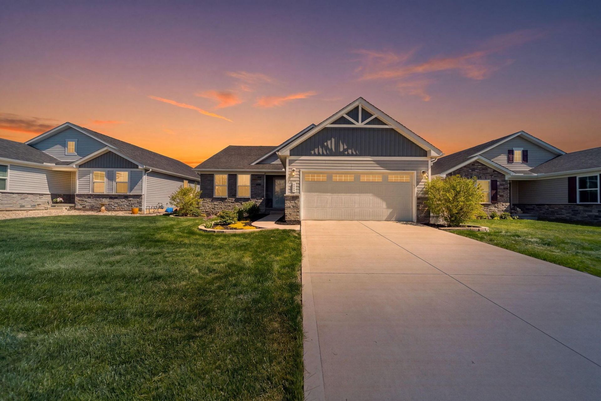 520 Buchloe Drive , Marysville, OH 43040 Main Photo