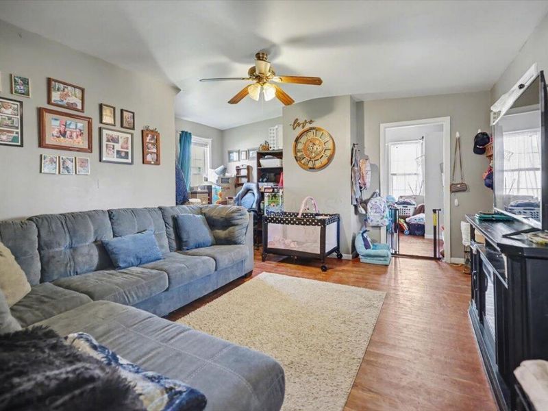 273 Buckingham Street , Newark, OH 43055 Photo 3