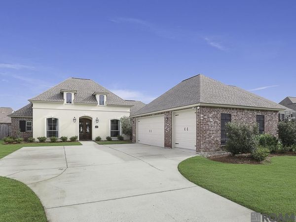 7323 Bessie Dr, Denham Springs, LA 70706