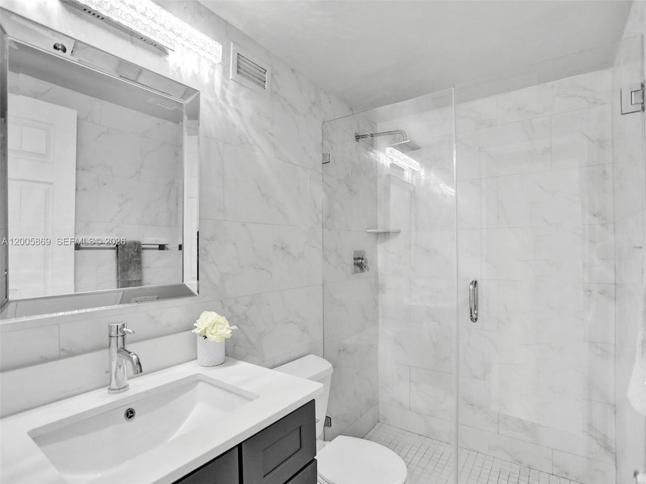 Please Call For Address, Unit 415, Hollywood, FL 33019 Photo