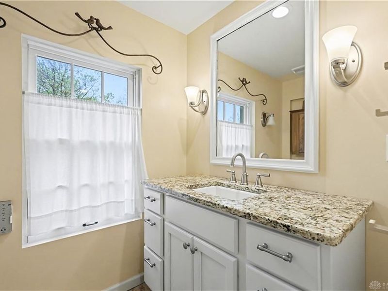 11146 Milton Carlisle Road, Bethel Township, OH 45344 Photo 23