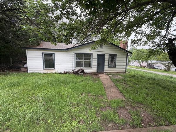 2604 Pinoak Street , Granbury, TX 76048