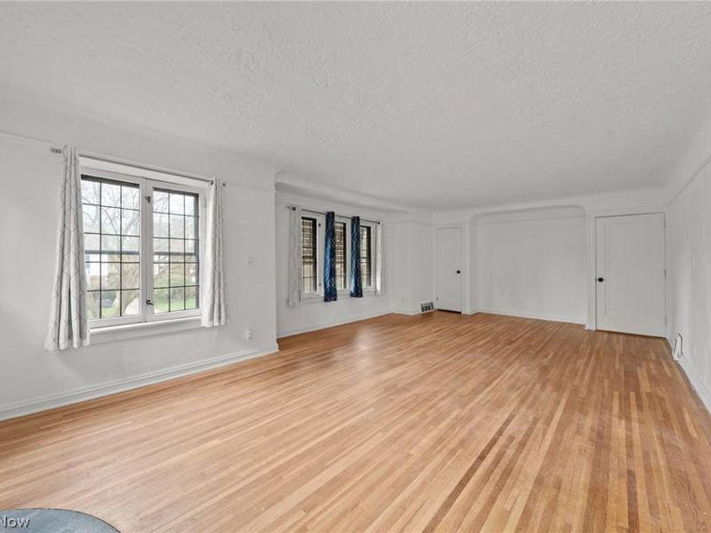 18427 Winslow Road, Shaker Heights, OH 44122 Photo 24