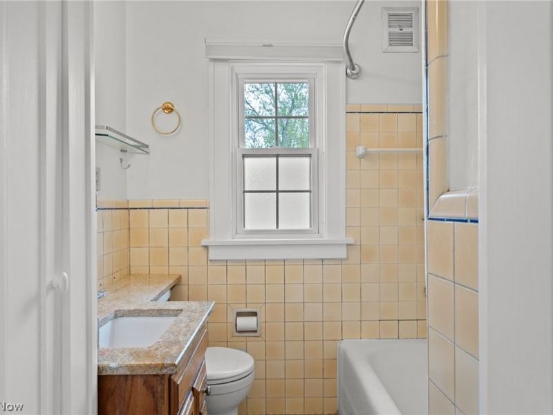 18427 Winslow Road, Shaker Heights, OH 44122 Photo 36