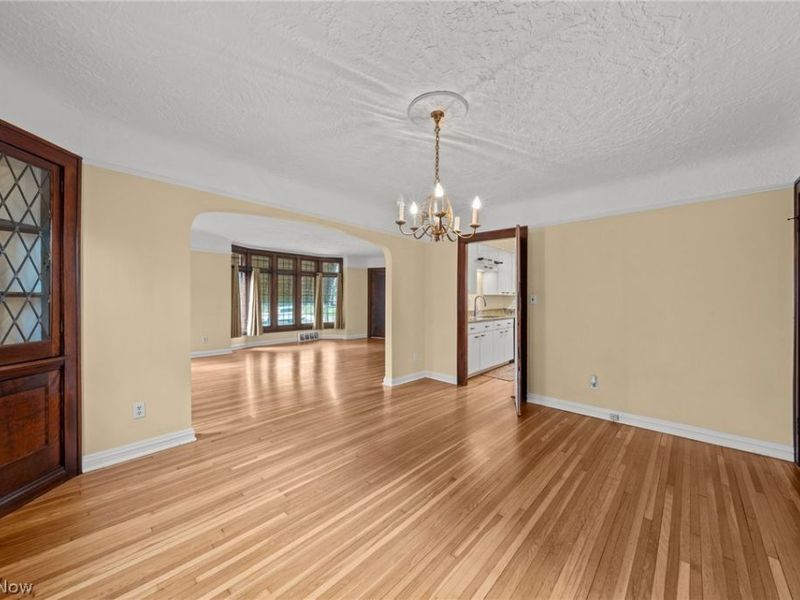 18427 Winslow Road, Shaker Heights, OH 44122 Photo 8