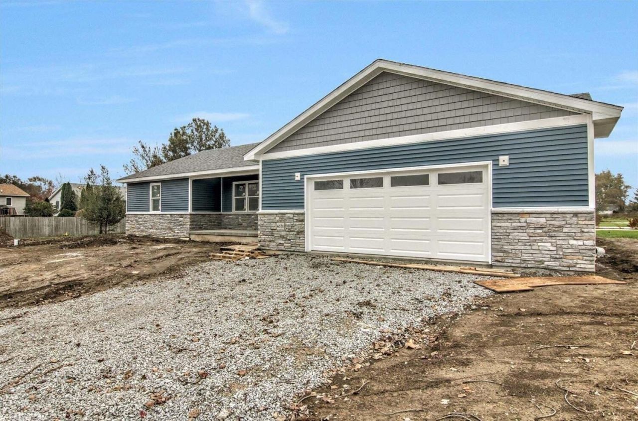 6571 W 158th Place , Lowell, IN 46356 Main Photo