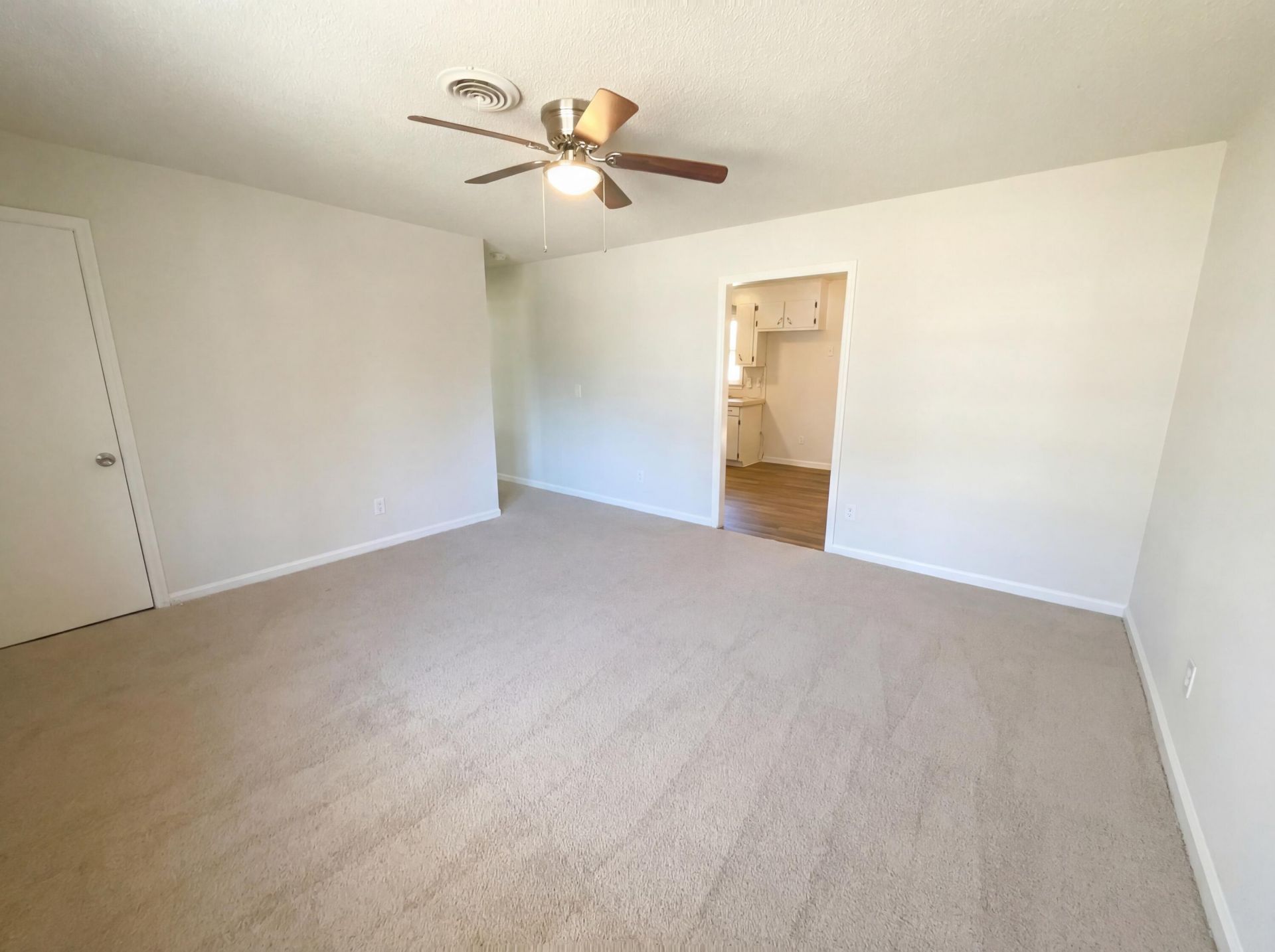 3 Tommy Circle Photo 5