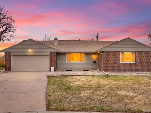 3075 S Holly Place, Denver, CO 80222