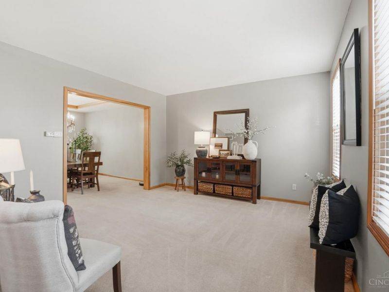 359 Hallmark Court, Fairfield, OH 45014 Photo 9