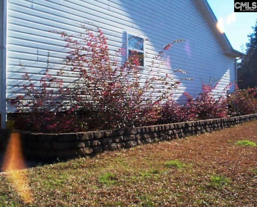 213 Greemount Circle  Photo 12