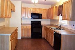 213 Greemount Circle  photo 4