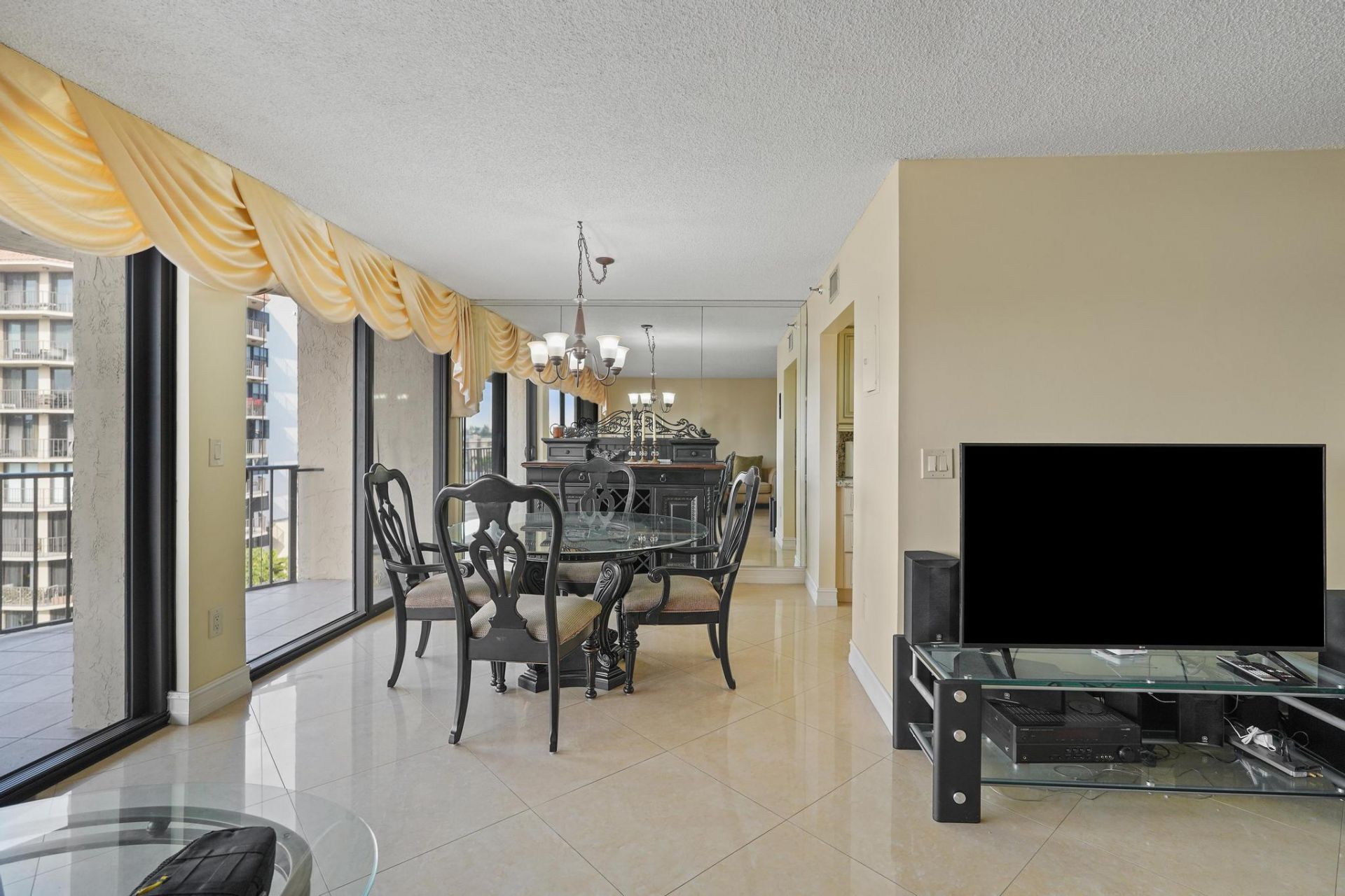 859 Jeffery Street, Unit 506, Boca Raton, FL 33487 Photo