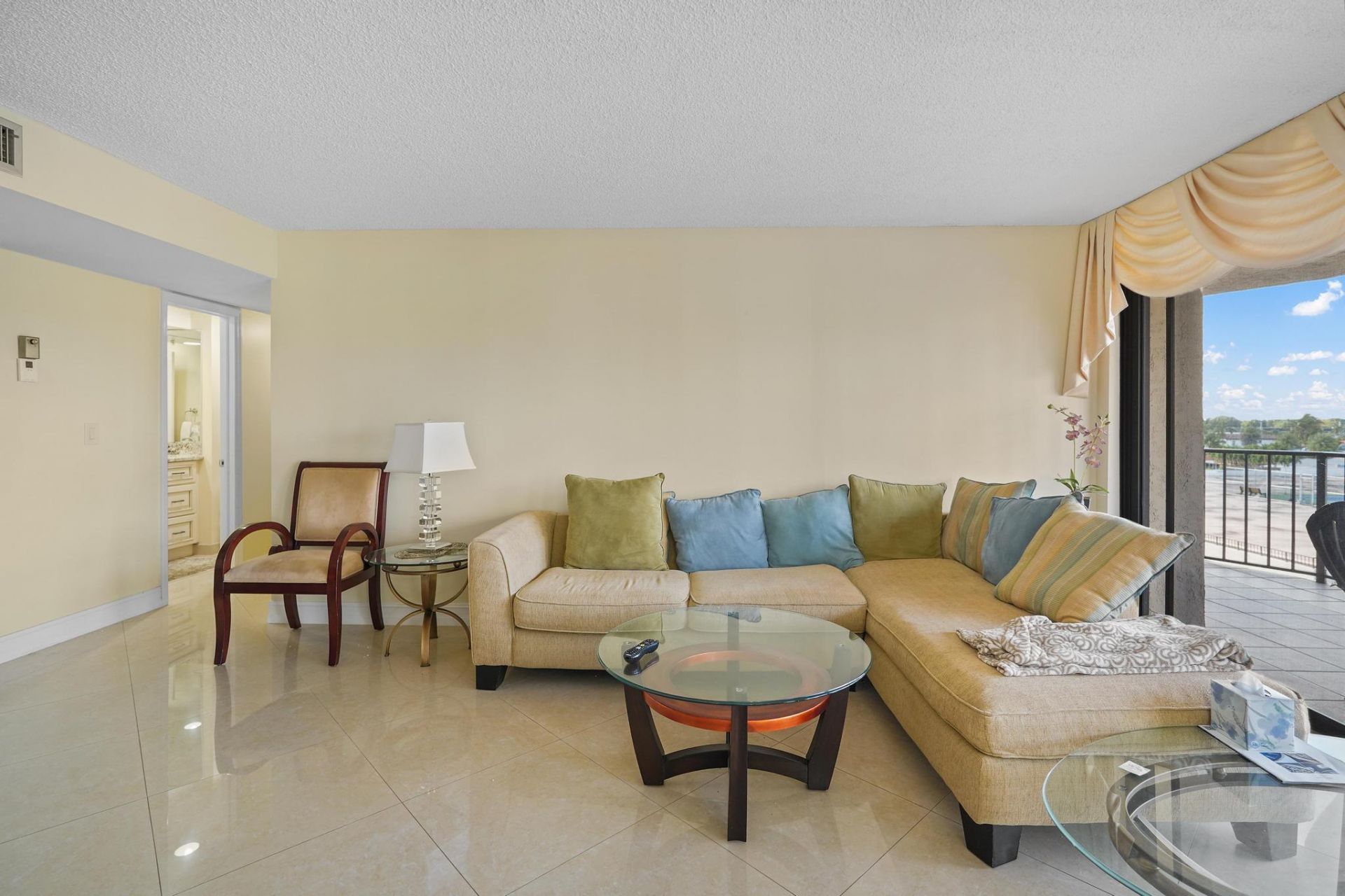 859 Jeffery Street, Unit 506, Boca Raton, FL 33487 Photo