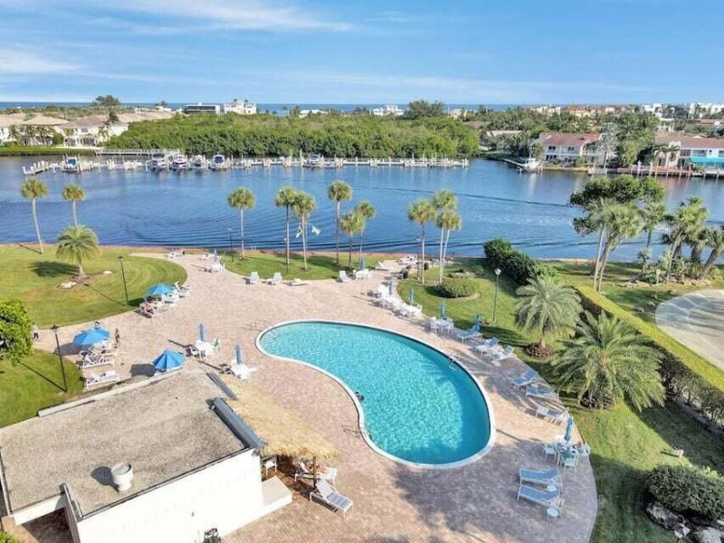 859 Jeffery Street, Unit 506, Boca Raton, FL 33487 Photo