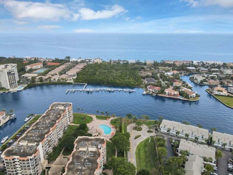 859 Jeffery Street, Unit 506, Boca Raton, FL 33487 Photo