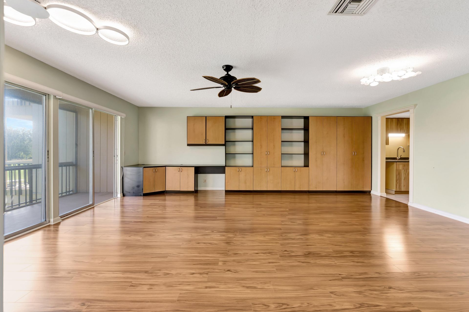 18419 SE Wood Haven Lane, Unit B, Tequesta, FL 33469 Photo