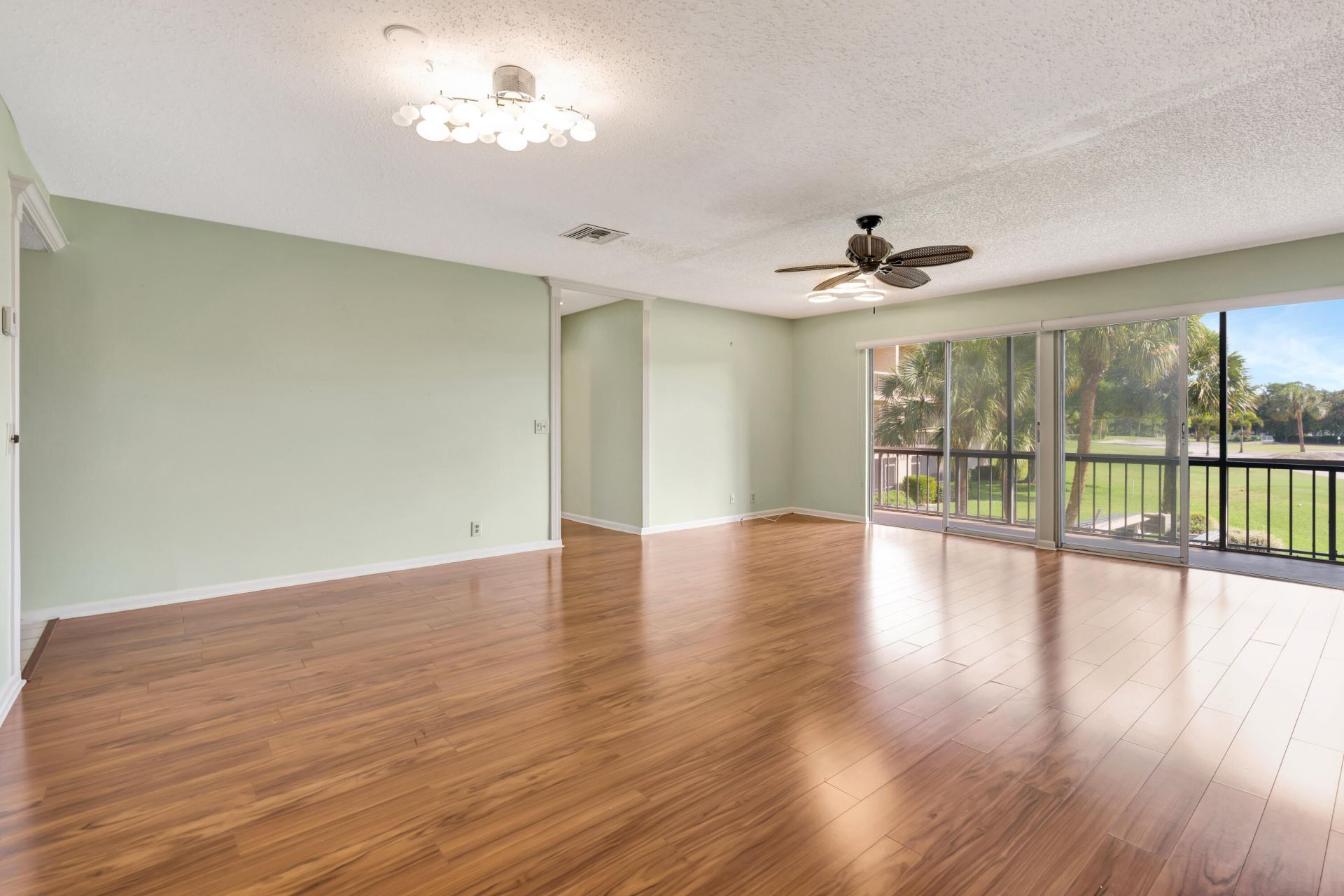 18419 SE Wood Haven Lane, Unit B, Tequesta, FL 33469 Photo
