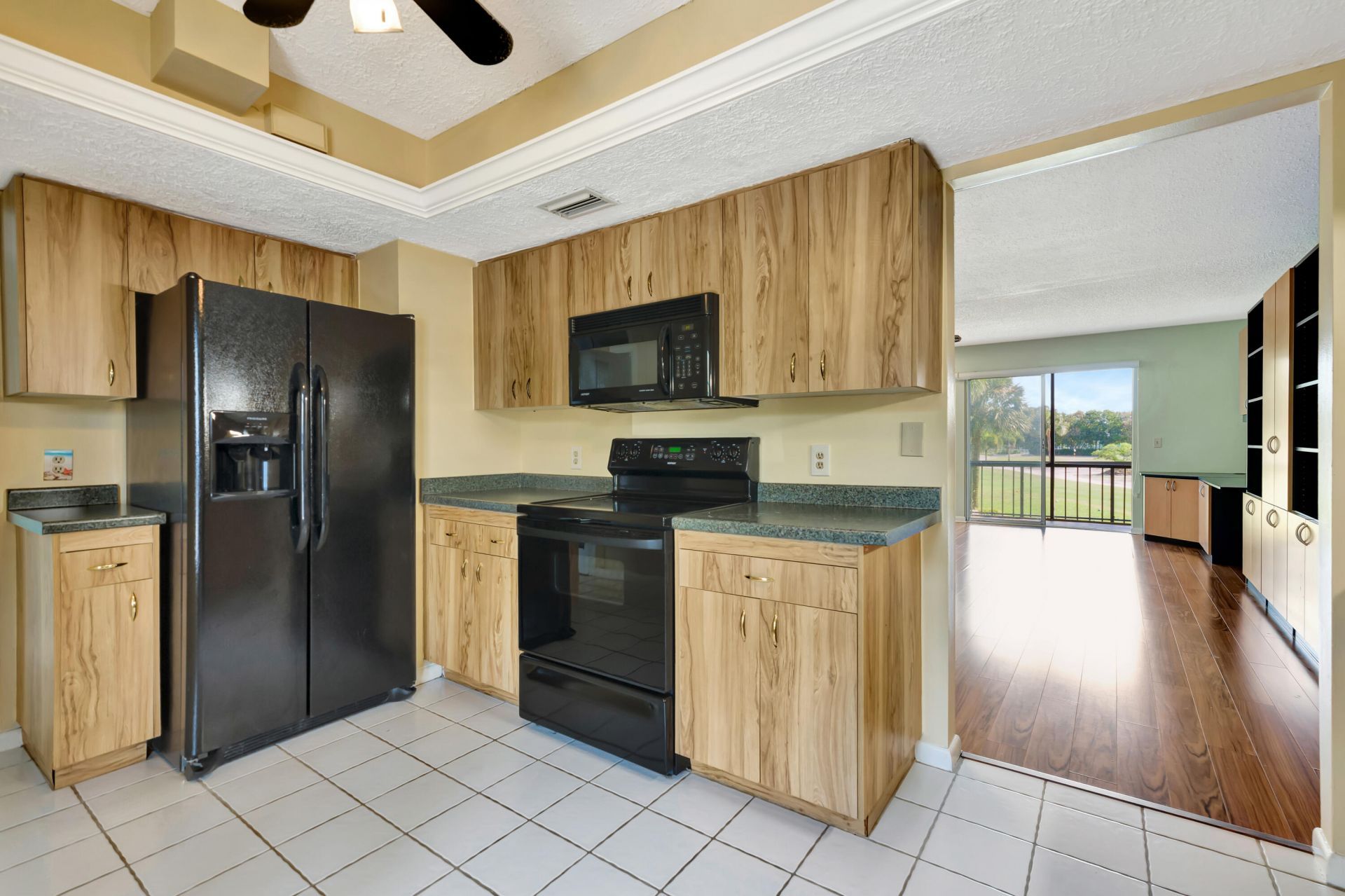 18419 SE Wood Haven Lane, Unit B, Tequesta, FL 33469 Photo