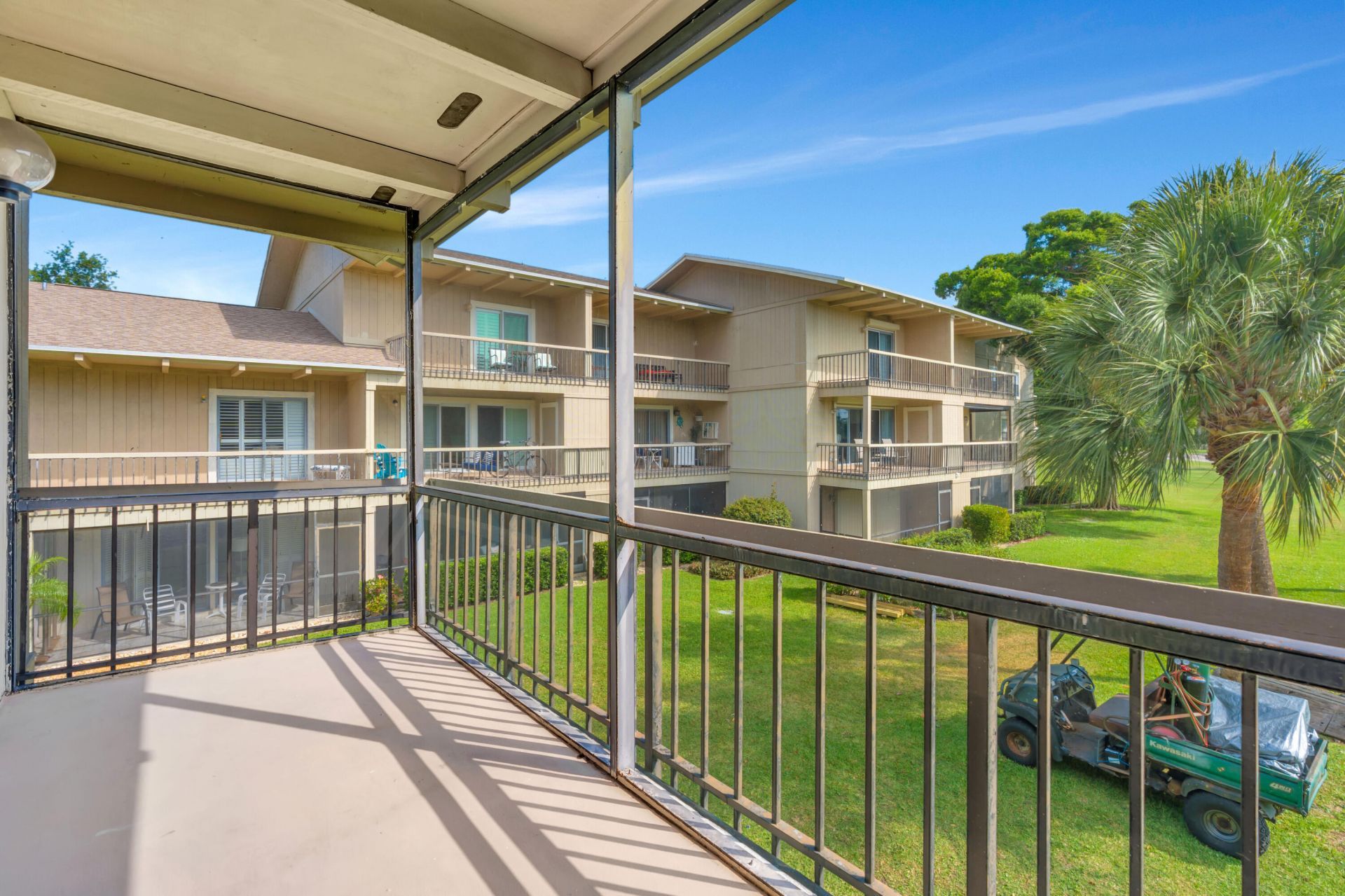 18419 SE Wood Haven Lane, Unit B, Tequesta, FL 33469 Photo
