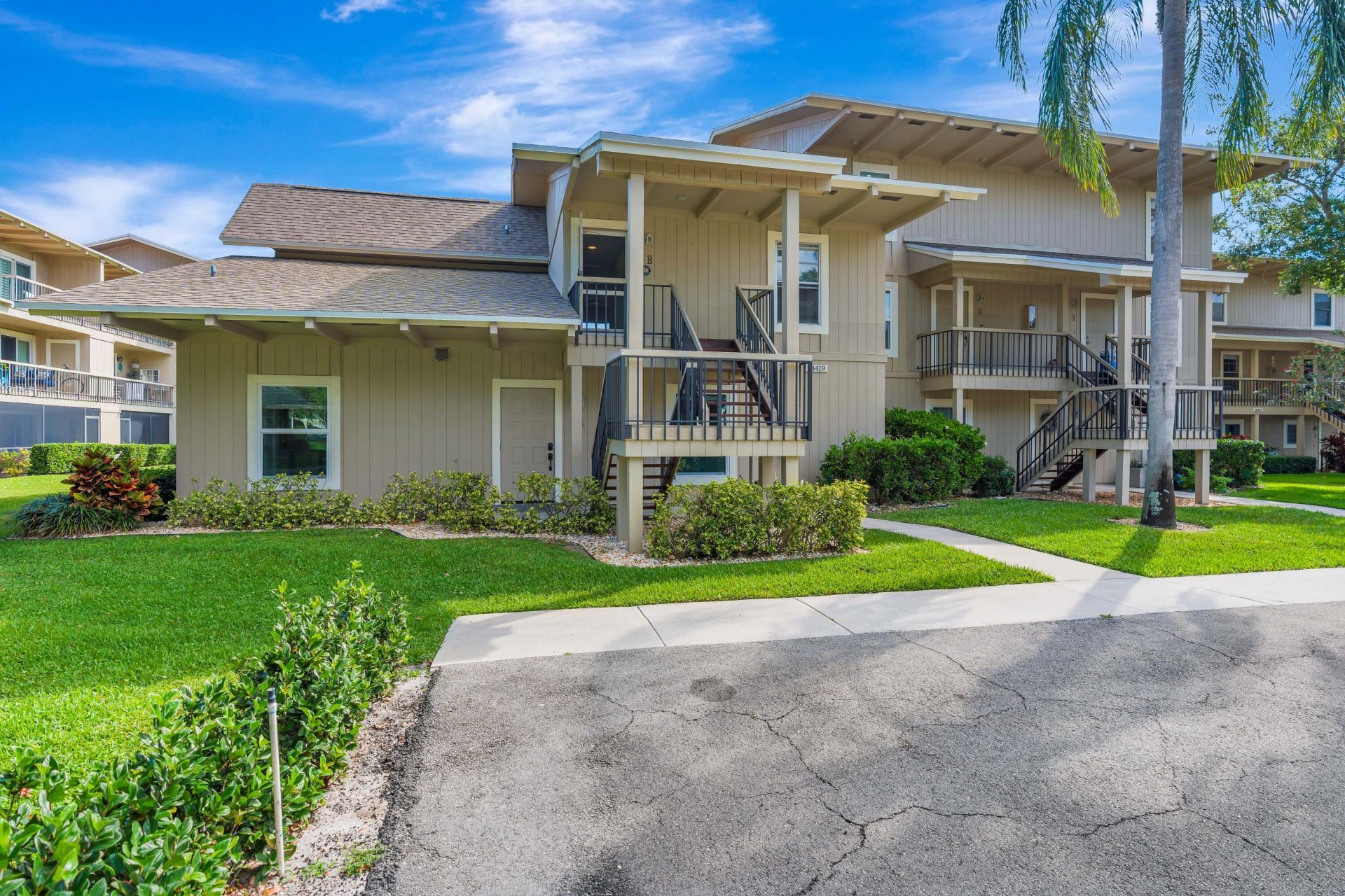 18419 SE Wood Haven Lane, Unit B, Tequesta, FL 33469 Photo