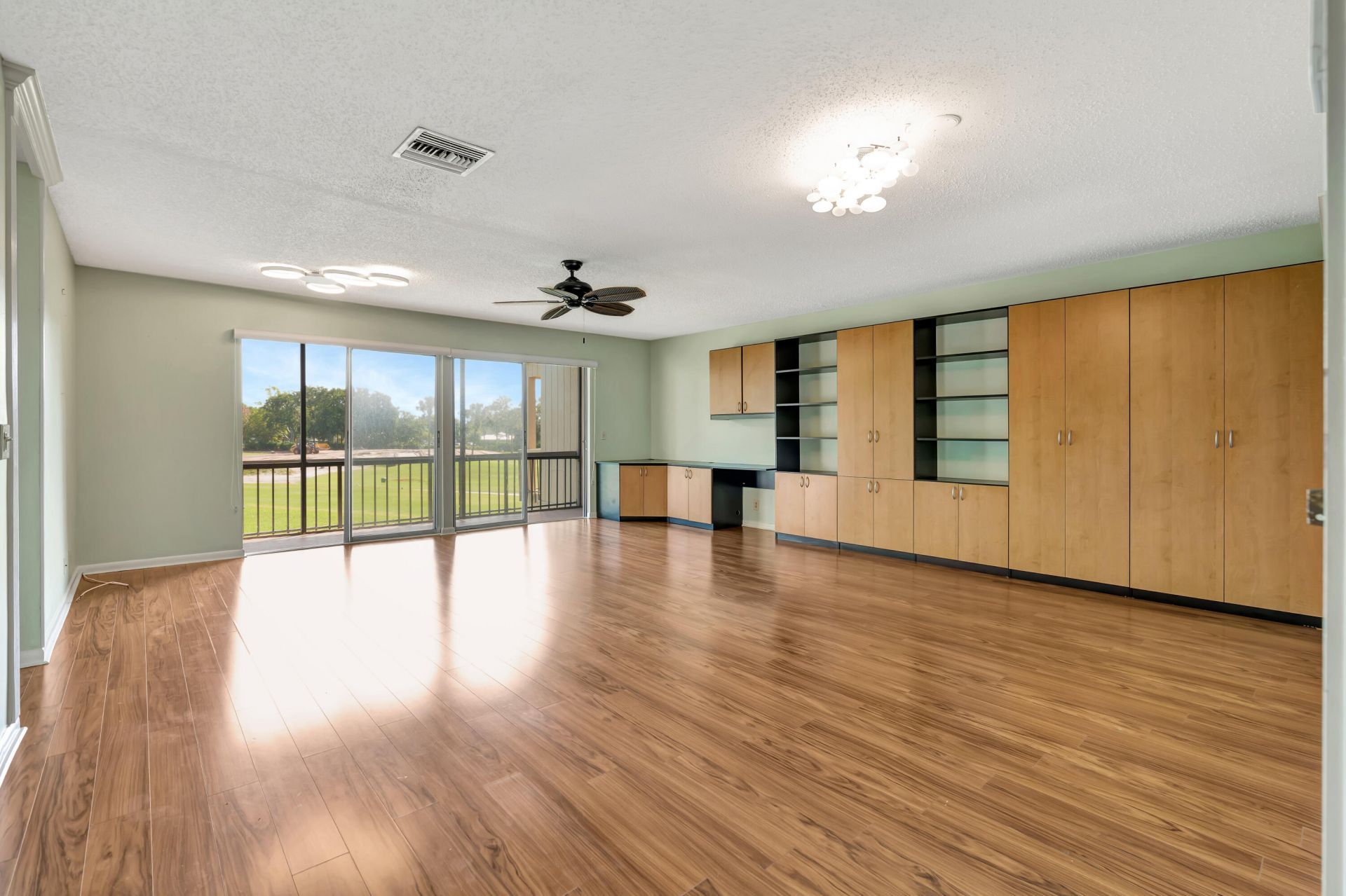18419 SE Wood Haven Lane, Unit B, Tequesta, FL 33469 Photo