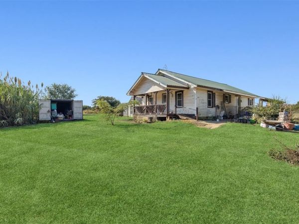 332913 E E 9030 Road, Wellston, OK 74881