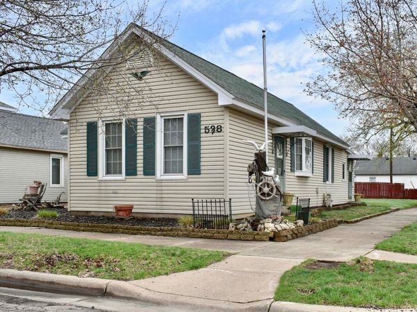 528 Chatfield Street , Winona, MN 55987