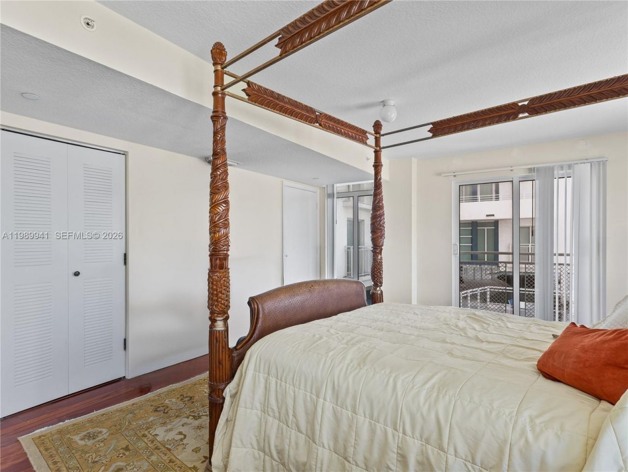 7600 Collins Ave , Unit 412, Miami Beach, FL 33141 Photo