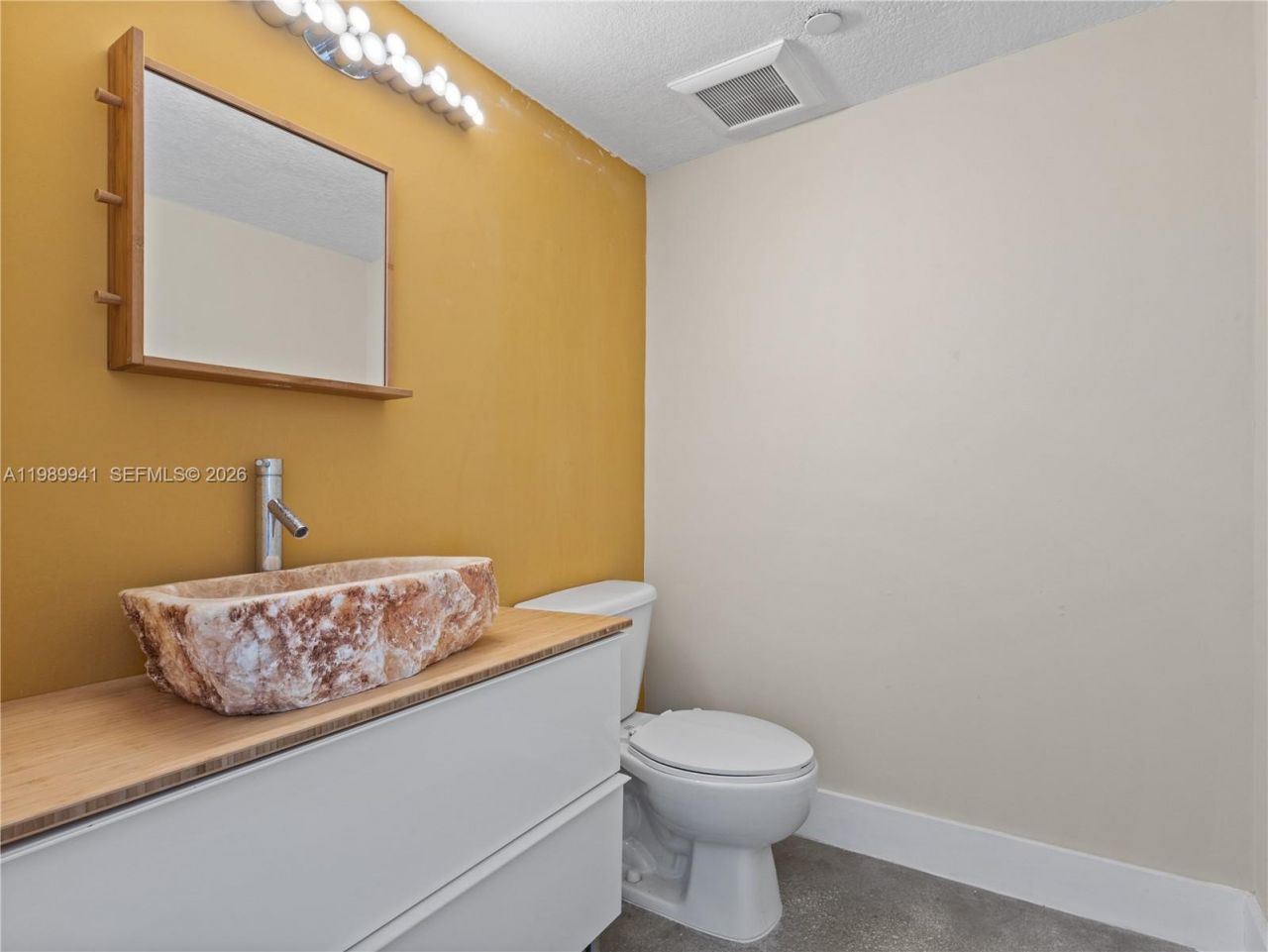 7600 Collins Ave , Unit 412, Miami Beach, FL 33141 Photo