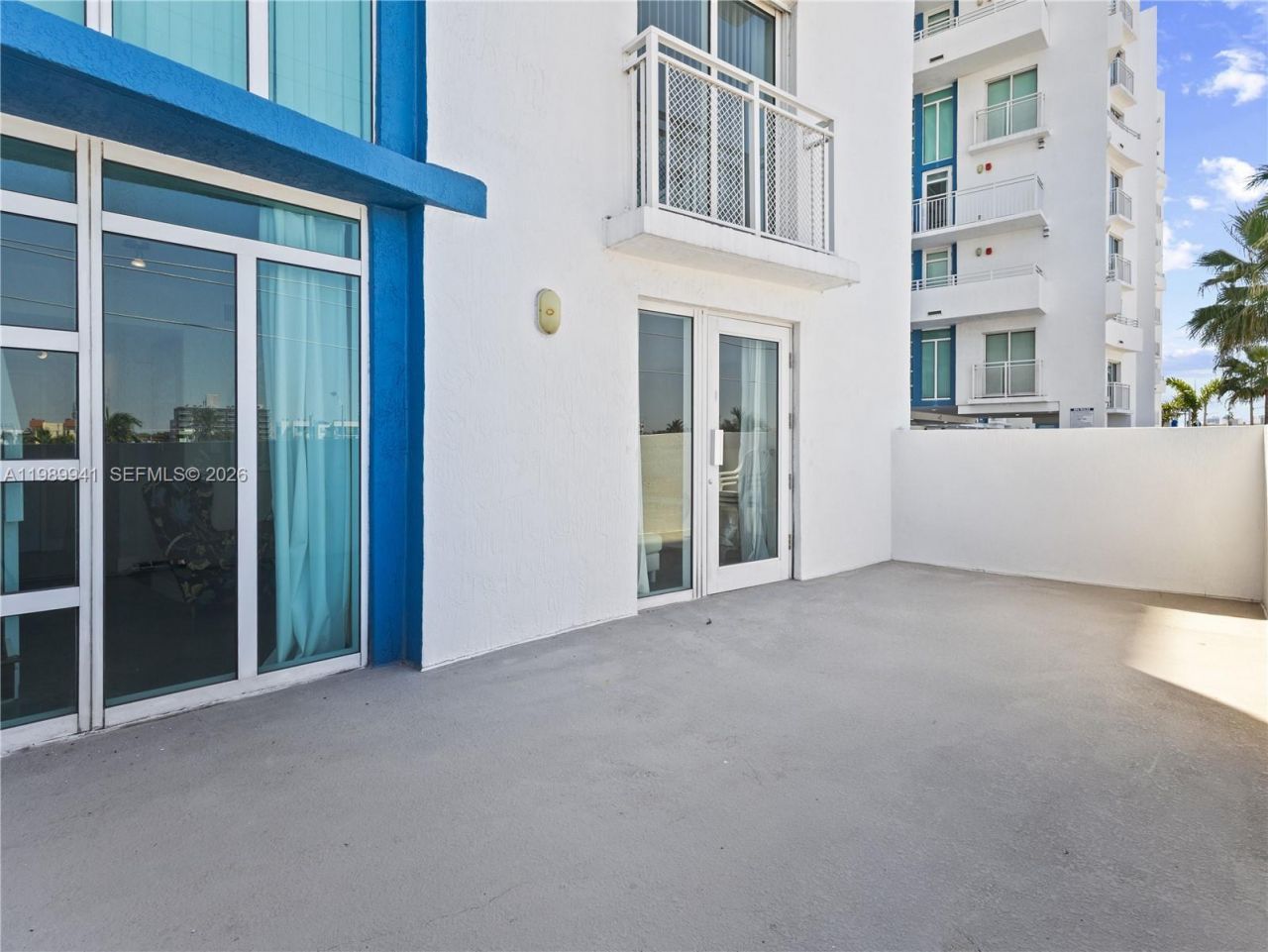 7600 Collins Ave , Unit 412, Miami Beach, FL 33141 Photo