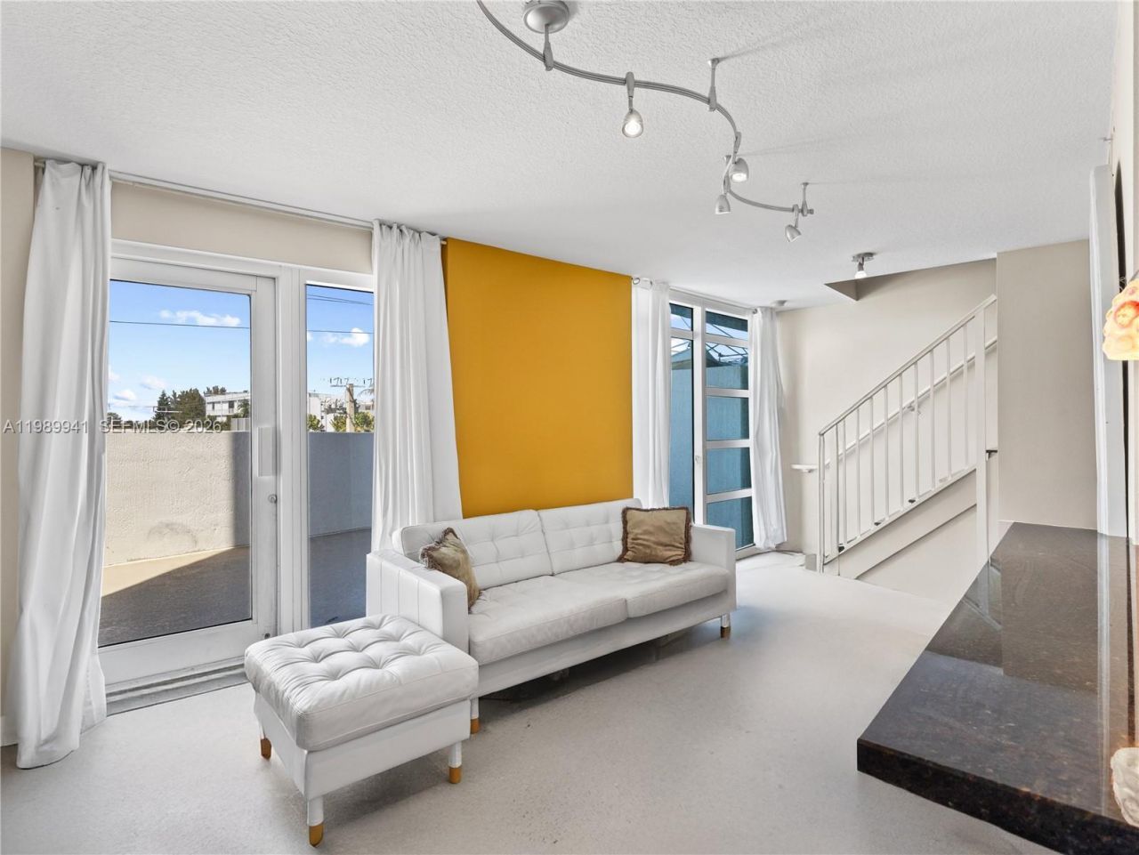 7600 Collins Ave , Unit 412, Miami Beach, FL 33141 Photo