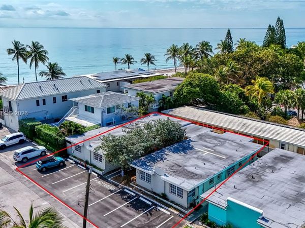 318 Walnut St , Hollywood, FL 33019