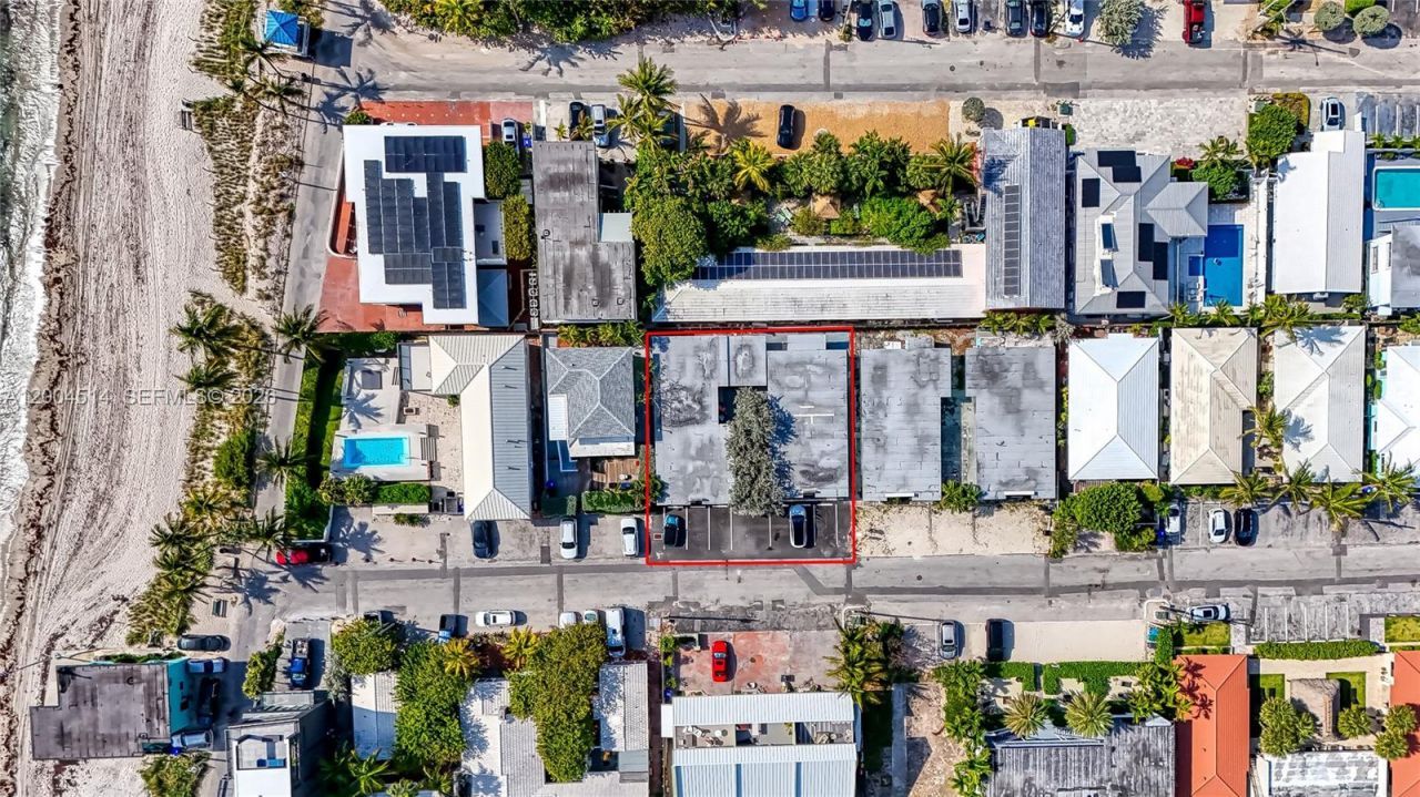 318 Walnut St, Hollywood, FL 33019 Photo