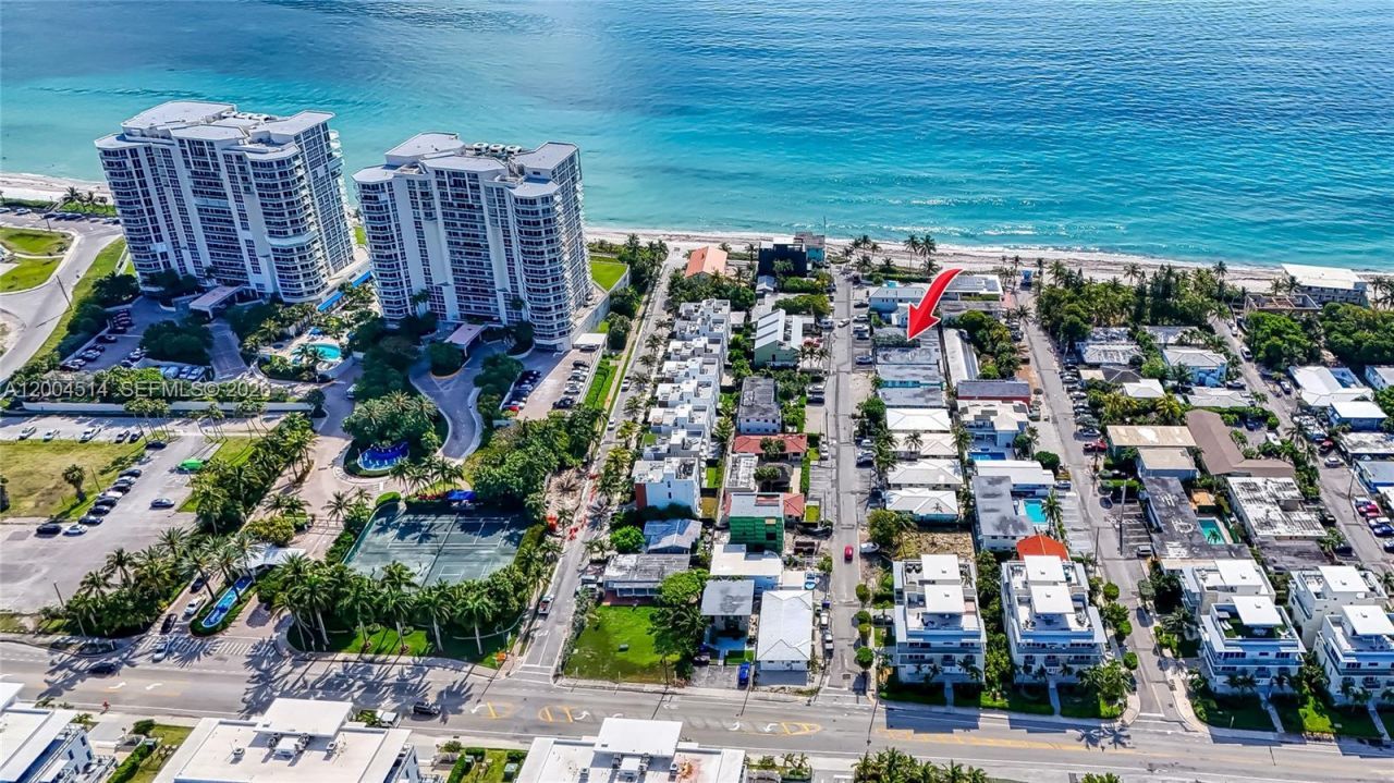 318 Walnut St, Hollywood, FL 33019 Photo