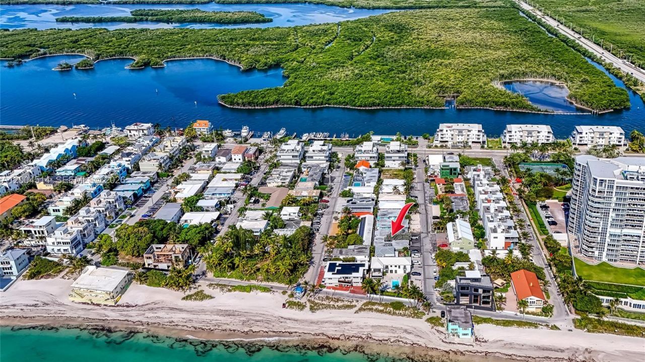 318 Walnut St, Hollywood, FL 33019 Photo