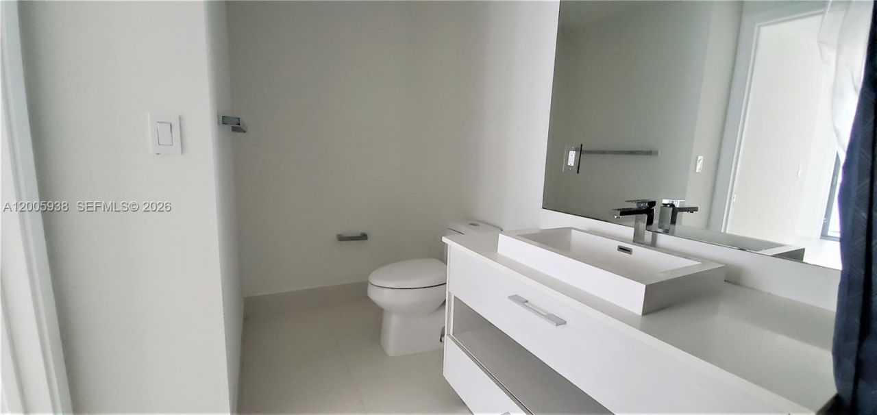 55 SW 9th St, Unit 3610, Miami, FL 33130 Photo