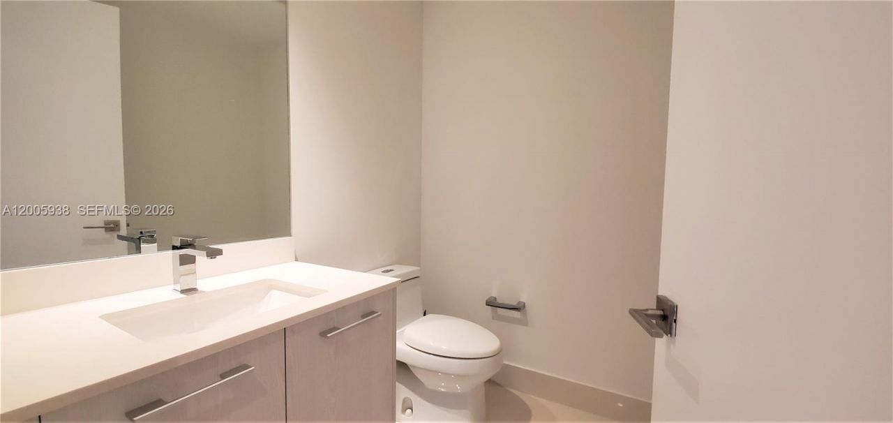 55 SW 9th St, Unit 3610, Miami, FL 33130 Photo
