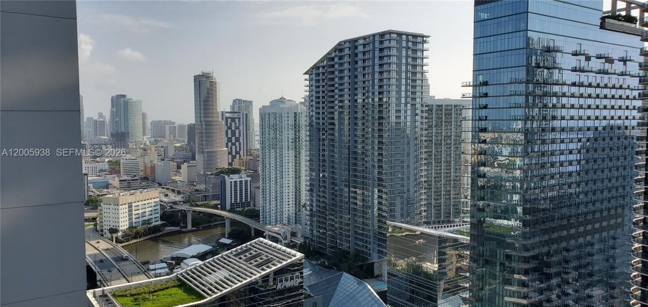 55 SW 9th St, Unit 3610, Miami, FL 33130 Photo