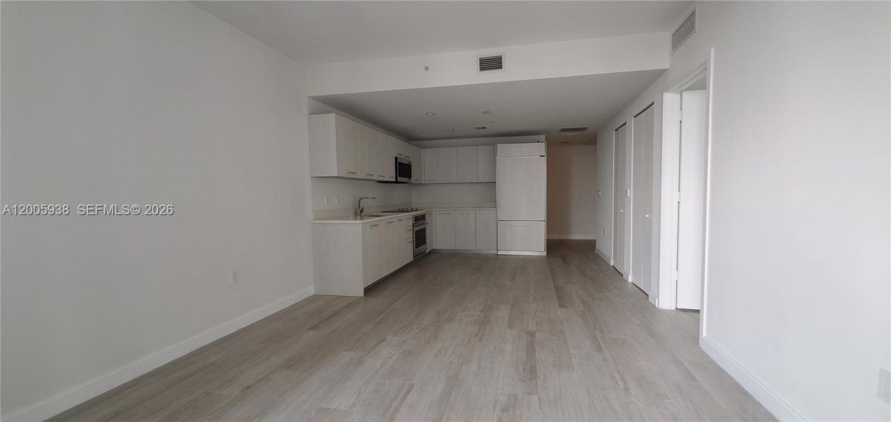 55 SW 9th St, Unit 3610, Miami, FL 33130 Photo