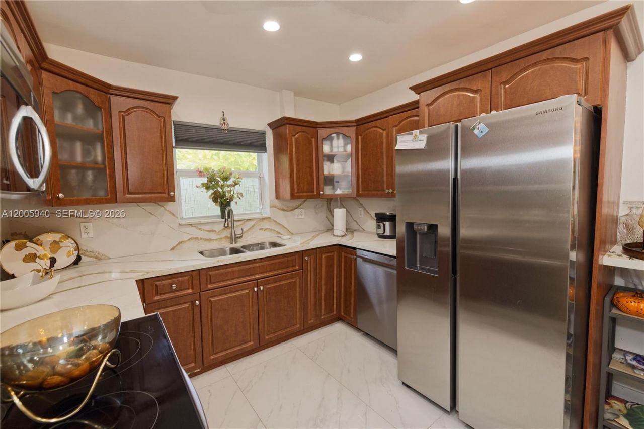 795 NE 146th St, North Miami, FL 33161 Photo
