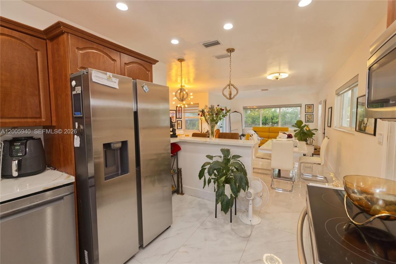 795 NE 146th St, North Miami, FL 33161 Photo