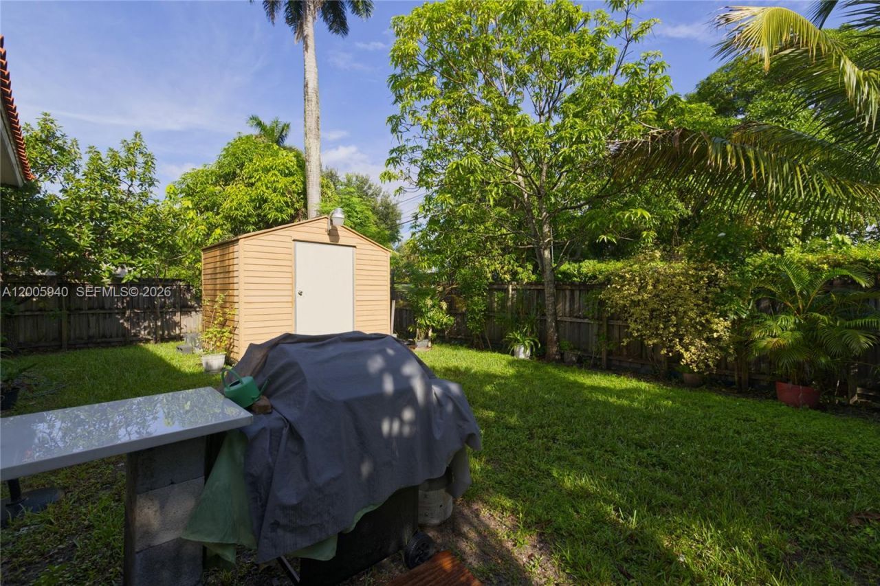 795 NE 146th St, North Miami, FL 33161 Photo
