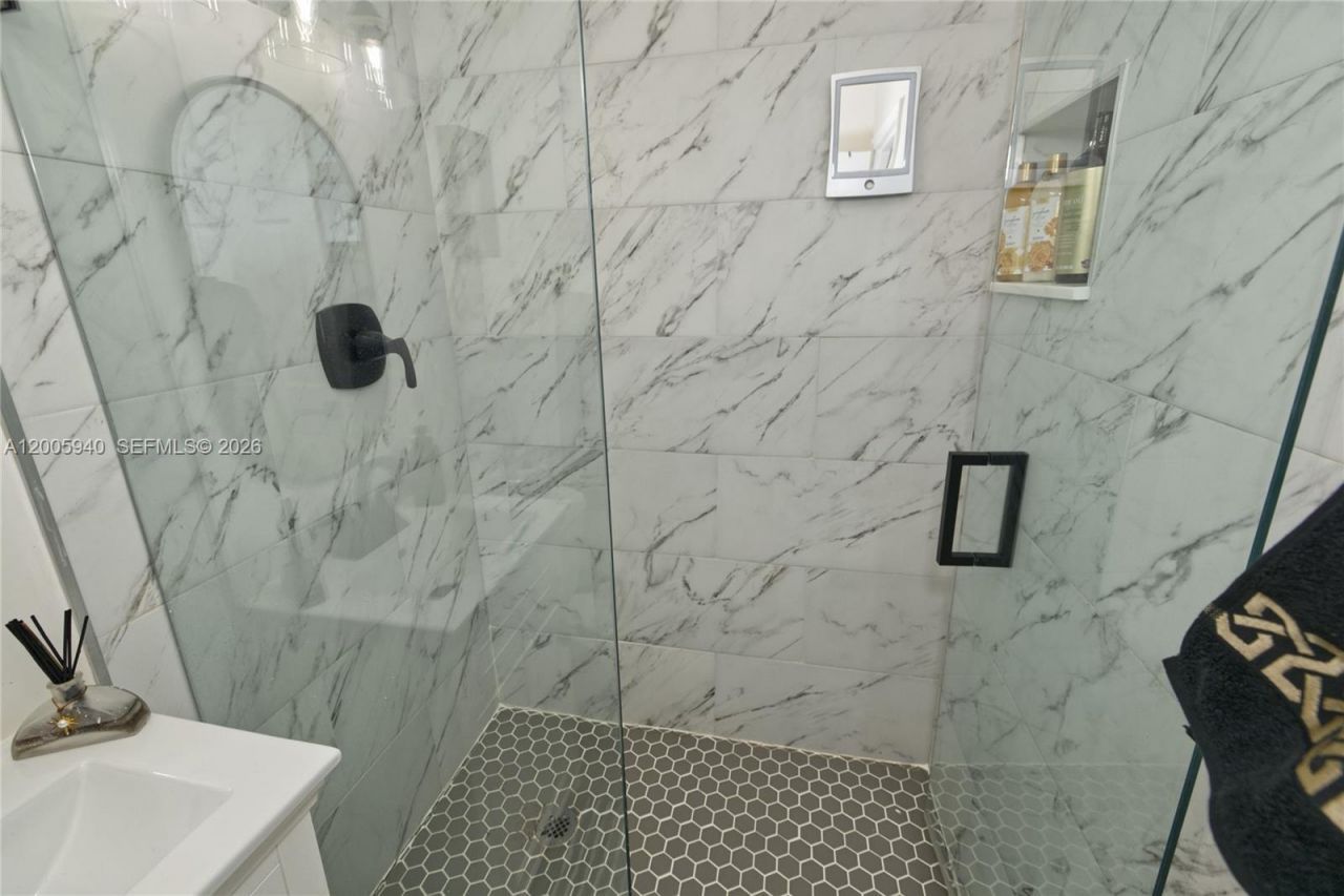 795 NE 146th St, North Miami, FL 33161 Photo