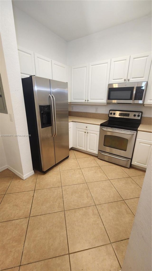 3600 Oaks Clubhouse Dr, Unit 206, Pompano Beach, FL 33069 Photo