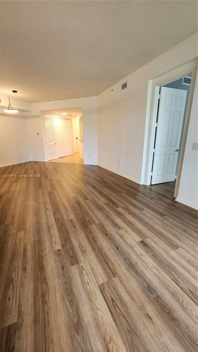 3600 Oaks Clubhouse Dr, Unit 206, Pompano Beach, FL 33069 Photo