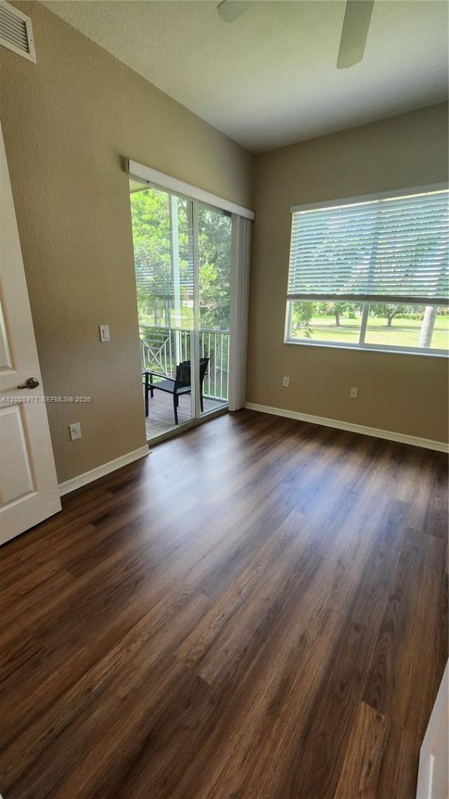 3600 Oaks Clubhouse Dr, Unit 206, Pompano Beach, FL 33069 Photo